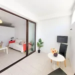 Adejeparadise25-b Duplex Views And Heatedpool