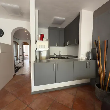 Adejeparadise25-b Duplex Views And Heatedpool Apartment